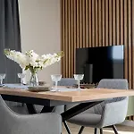 Exclusive River View With Balcony & Free Garage By Renters Prestige * Breslavia