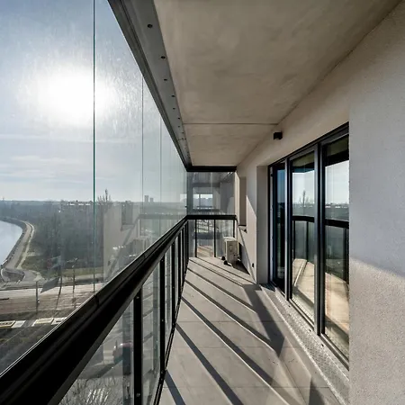 Apartment Exclusive River View With Balcony & Free Garage By Renters Prestige
