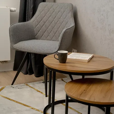 Exclusive River View With Balcony & Free Garage By Renters Prestige Apartamento *