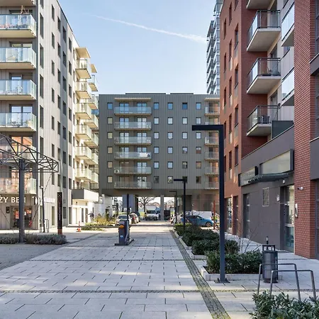 Apartment Exclusive River View With Balcony & Free Garage By Renters Prestige Wroclaw