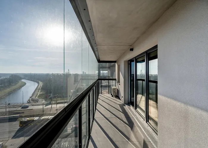 Lejlighed Exclusive River View With Balcony & Free Garage By Renters Prestige