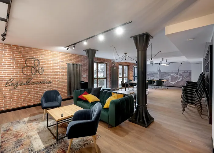 Exclusive River View With Balcony & Free Garage By Renters Prestige Lejlighed *